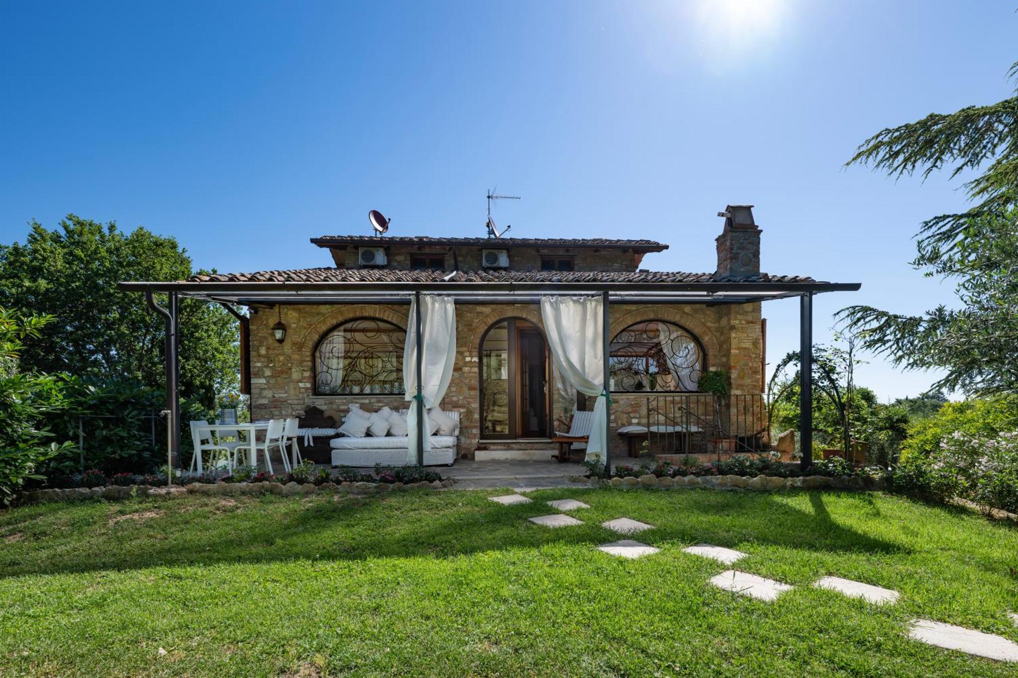 Villa Mikipongtwo Montepulciano Stazione Exterior foto